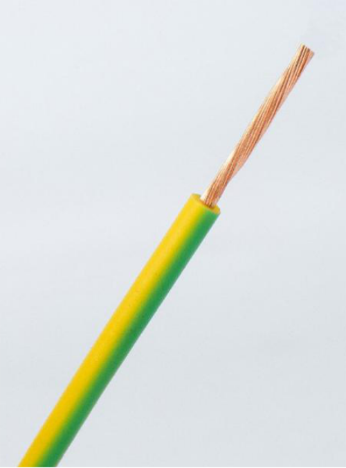 电热水器接上这根电线了，危险时可以救你一命