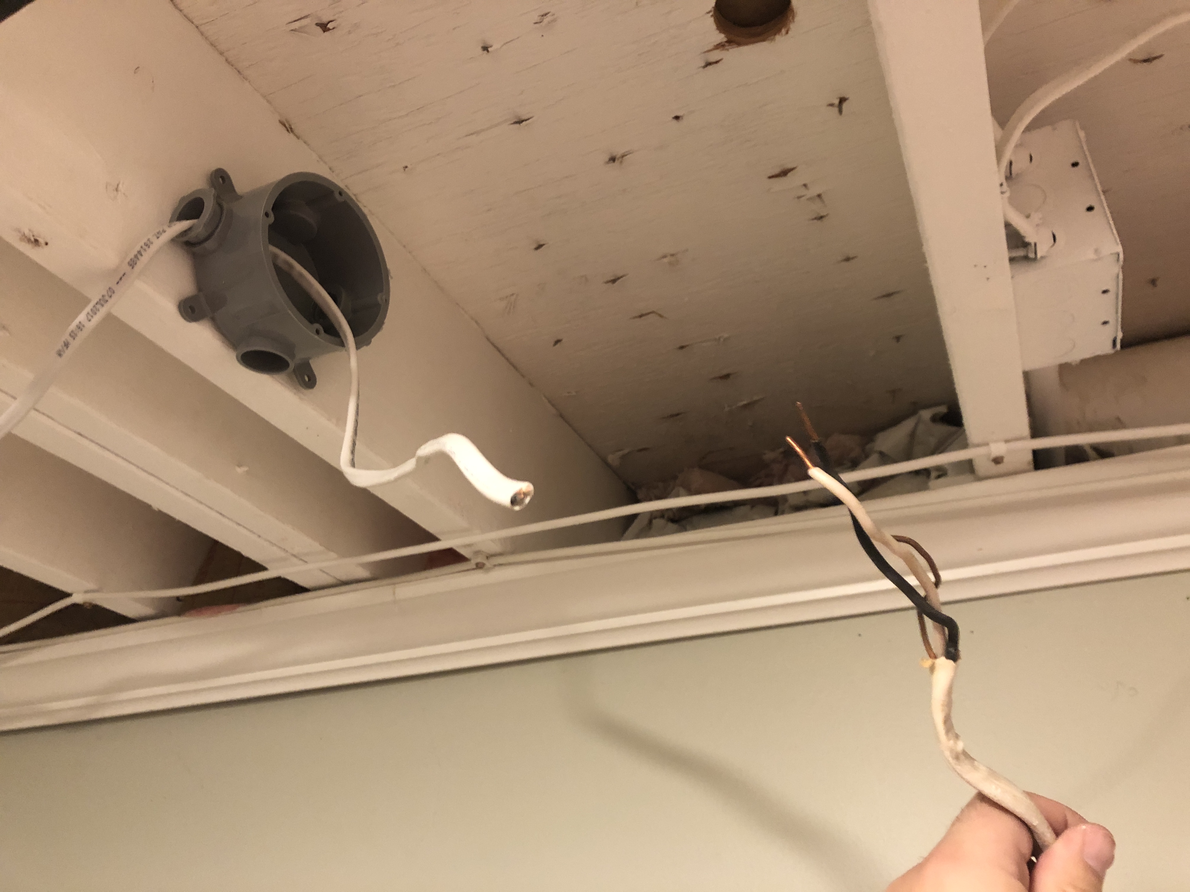 尊龙凯时人生就是搏电缆分享冬天电缆的注重事项