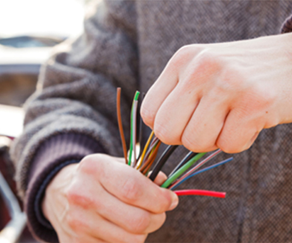 【尊龙凯时人生就是搏电缆】新居装修电线该怎样选择？